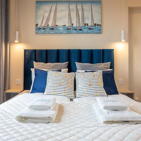 Apartment Luxurioes Eingerichtete,helle Am Swinemünde